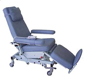 Spenderliege Comfort  (Kunstleder) mit 3 Motoren und manuell einstellbarer Fu�st�tze