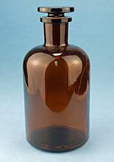Standflaschen Enghals (Braunlas)<br>Bottles, narrow neck, with glass stopper, amber glass<br>Laborbedarf,laborglas,Laborflaschen