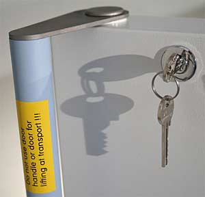 Trschlo, universell<br>Mechanical door lock with a key<br>Laborbedarf,Wrmetechnik,Zubehr