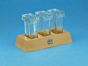 Frbeblock Hartholz mit 3 rechteckigen Frbezylindern 40x20mm</p>Staining stands , wooden, with 3 rectangular staining jars</p>Laborbedarf,Mikroskopie,Frbeblcke