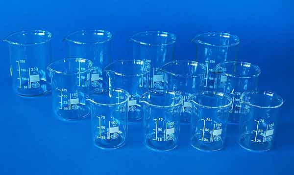 Becherglasset Borosilikatglas 3.3 niedere Form 12teilig 100 - 250 ml, so lange der Vorrat reicht, Abverkauf<br>Hammerpreis!<br>Laborbedarf, Laborglas,Becherglser