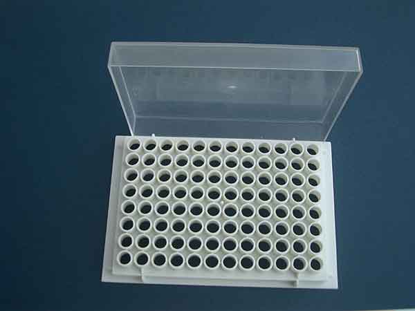 PCR-Rack f�r 96 x 0,2 ml Reaktionsgef��e oder 8-er strips