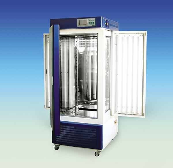 Programmierbarer Pflanzenzuchtschrank WGC-450, 432l, mit Touch-Scree-LCD, komfortable Programmierung mit verschiedenen Programmen und Schritten, Beleuchtung 0…..12000Lux, Temperaturbereich +10°C…..60°C, Befeuchtung 30%...95%<br>Laborbedarf,Wärmetechnik,Pflanzenzuchtschränke
