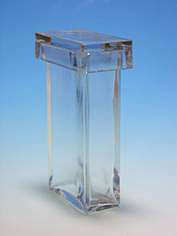 Frbezylinder aus Glas mit Deckel, rechteckig</p>Staining jars of glass, with cover, rectangular</p>Laborbedarf,Mikroskopie,Frbezylinder